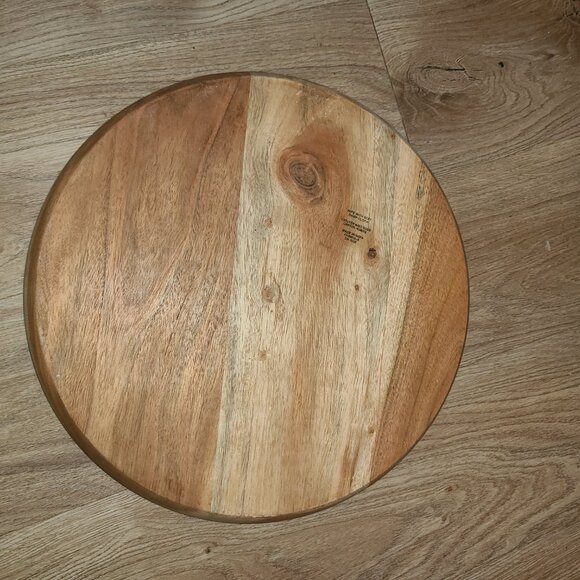 Solid Wood Circle Shaped Butcher Block Cheeseboard Charcuterie Board 13" New - Picture 4 of 5